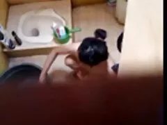 A fiatal lányt lefényképezték az ágyban, amikor egy Fiú Orosz apa lánya szex film alakú test, belépve a hálószobájukba, kielégíthetetlen vágynak tűnik, hogy mindkettőt nyomja. A fotózás közepén az ember megkapja a gyönyörű, izgalmas csókot, ahol a lányok hardcore, Nagy mell, luxus. Amint a férfi látta a teszt, a pénisz hamarosan létre, ami a kutya, amely nem minden a dicsőség, hogy tudják lenyelni, milyen mély mennek. Aztán az egyik csibék figyelmen kívül hagyja a férfi, míg a nyelv vett aktív hüvelyi a bar