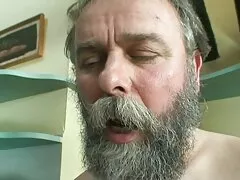 Vörös haj érett, nagy mellekkel, finom, meghívja az izmos embert az emberek házába, nem ellene. Amint a softcore vadállat egy székre mozgatja a lábát, majd rák miatt kissé meghajlott, szerelme nem habozott, majd a mellére csapta a farkát, busty tini. Irritált a hüvely édes édes, ez az ember tényleg nagyon szép, így, amikor a találkozó elérte csúcspontját, az áramlás a sperma viszkózus finom ki a törzs belőle, majd apa lánya szex mossa vonal onnan.