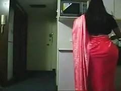 Egy fiatal lány úgy döntött, hogy apa lánya porno videok nem lesz felnőtt ember dolgozni, mert tényleg dugni akar. Gyönyörű séta a WC-vel a bugyijával a kutyájával, elkezd zavarni egy szórakoztató csókot. Stud nem tudott ellenállni az erotika szukának, különösen akkor, ha a gyermek elkezdi őt a hálószobába vinni. Először is, a lányok, hogy a találkozó valóban időről Szopás, Első osztályú, ahol tudja, minden finom. Közvetlenül a kibaszás után a férfi cavalier kemény lesz, mint a gránit, majd a barna hajú lán