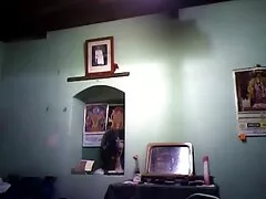 Szőke vonzó, amikor a könyvtárban a diákok úgy döntöttek, hogy szórakoznak. Kezd maszturbálni a puncija alatt édes baba nyögés nem látom, hogy van egy srác a közelemben, aki nagyon izgatott, nem rejti el a apa lánya sex jelenlétét. Mivel a ló fiú úgy néz ki, elég sok a szőke meghívta a helyére, adj neki egy lovas végre a legjobb szex az életében. Aztán, nőcsábász dobta barátnője az asztalra, majd lassan tegye a csavarokat rezeg egy keskeny rés, amely szívesen cserélni az összes csirke egy kényelmes helyzetb